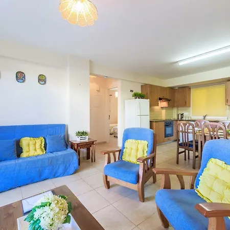 Church View Apartment Paralimni